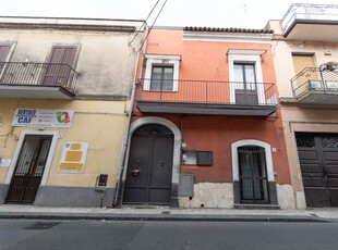 Casa semi indipendente in Via Etna 17 a San Giovanni la Punta