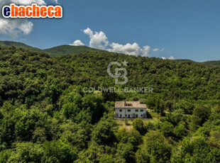 Villa a Spoleto di 350 mq