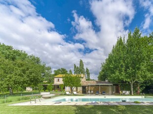 Casa a Colli Al Metauro con giardino, piscina e barbecue
