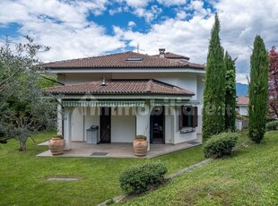 Villa in vendita a Avigliana Torino