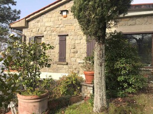 Villa in vendita a Pelago Firenze Paterno