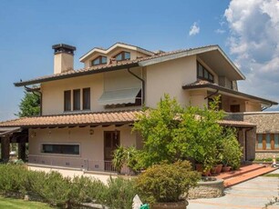 Villa in vendita ad Arezzo - Monte Sopra Rondine