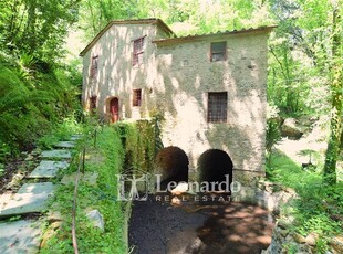 Villa in Via Seimiglia a Camaiore