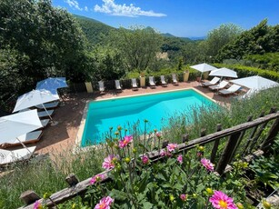Casa a Spoleto con giardino, barbecue e piscina