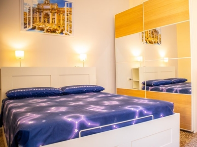 Camera in affitto in appartamento con 4 camere da letto a Pigneto, Roma