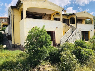 Villa bifamiliare in vendita a Loiri Porto San Paolo Sassari Loiri