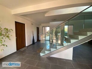 Appartamento arredato con terrazzo Cassia, tomba di nerone, roma