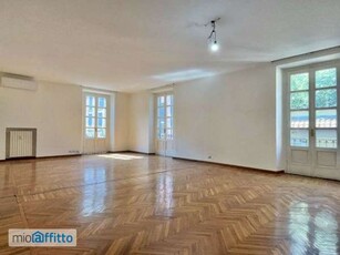 Appartamento arredato con terrazzo Centro storico, brera