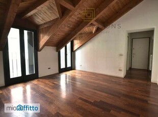 Appartamento arredato con terrazzo Centro storico, brera