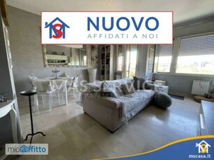 Appartamento arredato con terrazzo Eur, laurentino, checchignola, montagnola, fonte meravigliosa