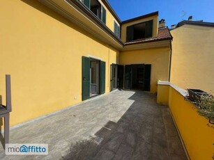 Appartamento arredato con terrazzo Greco , monza , palmanova, bicocca