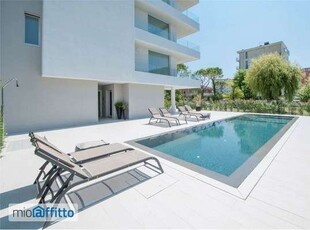 Appartamento arredato con terrazzo Lido ovest, faro