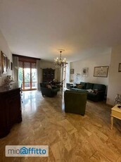 Appartamento arredato con terrazzo Prato