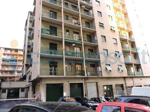 Appartamento da ristrutturare, in vendita in Via Bartolomeo Carrea, Genova