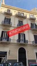 Appartamento di 2 vani /71 mq a Bari - Murat (zona centralissima)