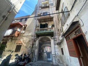 Appartamento in vendita a Napoli