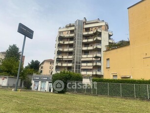Appartamento in Vendita in Via Antonio Aldini 110 a Milano
