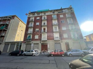 Appartamento in Vendita in Via Banchette 19 a Torino