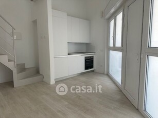 Appartamento in Vendita in Via Bolama 7 a Milano