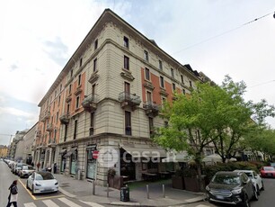 Appartamento in Vendita in Via Carlo Ravizza 19 a Milano