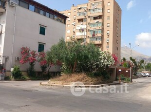 Appartamento in Vendita in Via Casalini 256 a Palermo