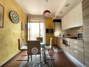Appartamento in Vendita in Via Crevacuore 14 a Torino