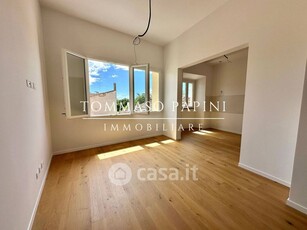 Appartamento in Vendita in Via della Casella a Firenze