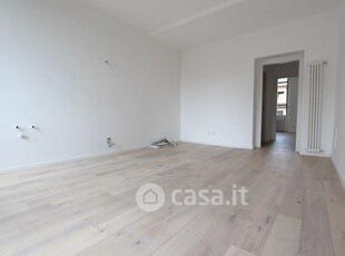 Appartamento in Vendita in Via Enrico Cialdini 87 a Milano