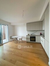 Appartamento in Vendita in Via Gallarate 11 a Milano