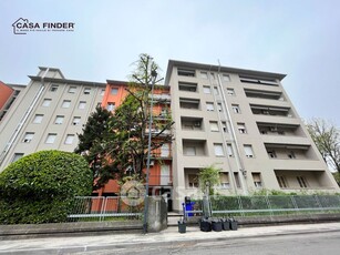 Appartamento in Vendita in Via Giovanni Battista Aleotti a Parma