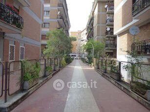 Appartamento in Vendita in Via Mario Musco 42 a Roma