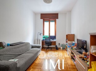 Appartamento in Vendita in Via Numa Pompilio 1 a Milano