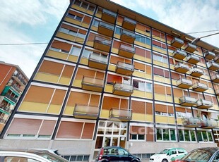 Appartamento in Vendita in Via Onorato Vigliani 49 a Torino