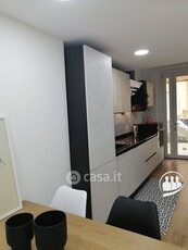 Appartamento in Vendita in Via Perosa 22 a Torino