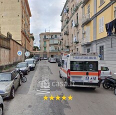 Appartamento in Vendita in Via Pier delle Vigne a Napoli