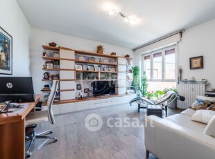 Appartamento in Vendita in Via Plezzo a Milano