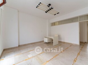 Appartamento in Vendita in Via Principe di Paternò 67 a Palermo