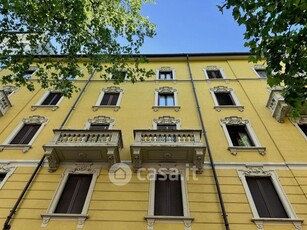 Appartamento in Vendita in Via Ruggero di Lauria 9 a Milano