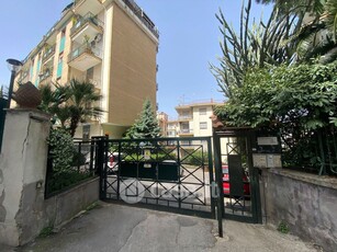 Appartamento in Vendita in Via San Domenico 29 a Napoli