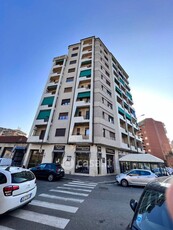 Appartamento in Vendita in Via Saverio Mercadante a Torino