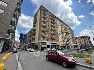 Appartamento in Vendita in Via Stellone 2 a Torino