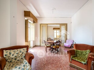 Appartamento in Vendita in Via Vincenzo di Marco 175 a Palermo