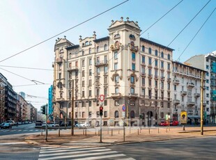 Appartamento in Vendita in Viale Lunigiana a Milano