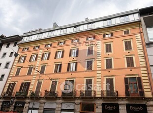Appartamento in Vendita in Viale Monte Grappa 18 a Milano