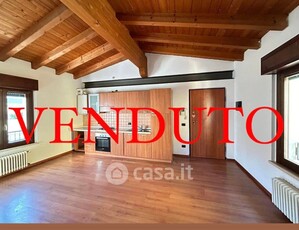 Appartamento in Vendita in Vicolo Basso Acquar a Verona