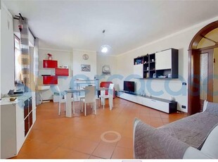Appartamento Trilocale in ottime condizioni, in vendita in Via Di San Giuseppe, Altopascio