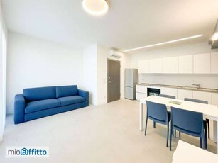 Bilocale arredato con terrazzo Borgo santa caterina, redona, finardi