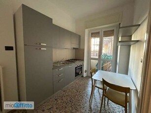 Bilocale arredato con terrazzo Cenisia