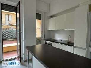 Bilocale arredato con terrazzo Milano