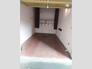 Box in Affitto a Monza, 130€, 11 m²